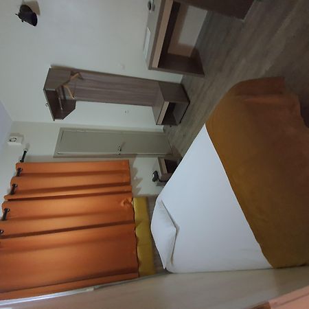 Hotel Midi-Zuid Saint-Gilles Ngoại thất bức ảnh