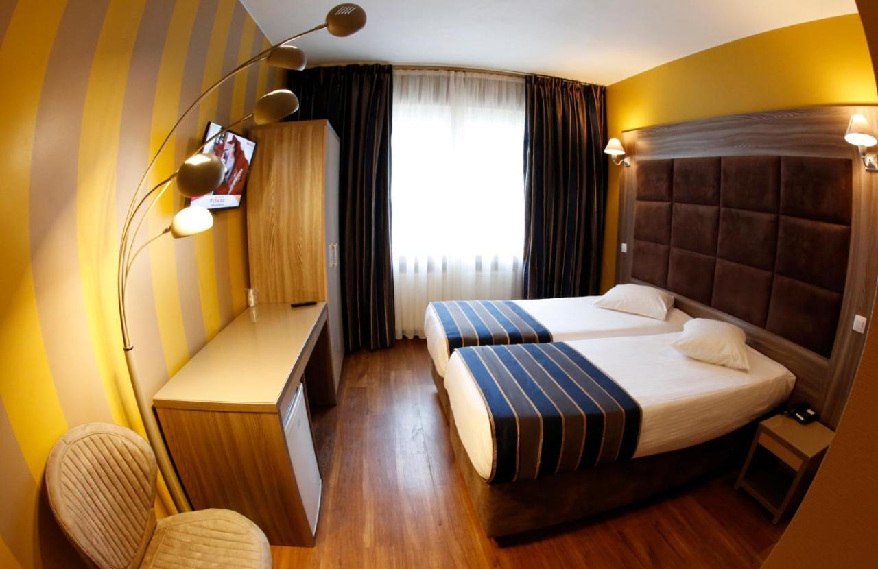 Hotel Midi-Zuid Saint-Gilles Ngoại thất bức ảnh
