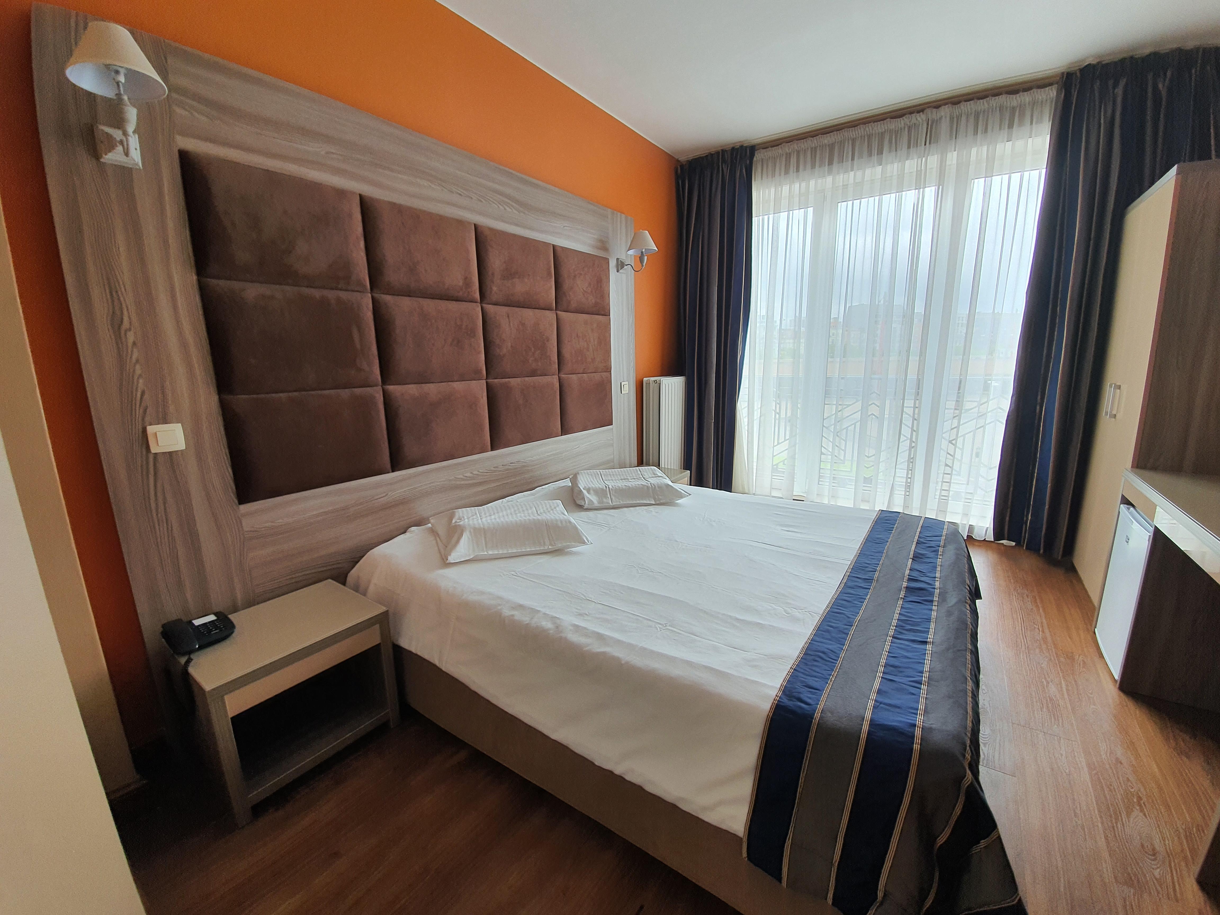 Hotel Midi-Zuid Saint-Gilles Ngoại thất bức ảnh