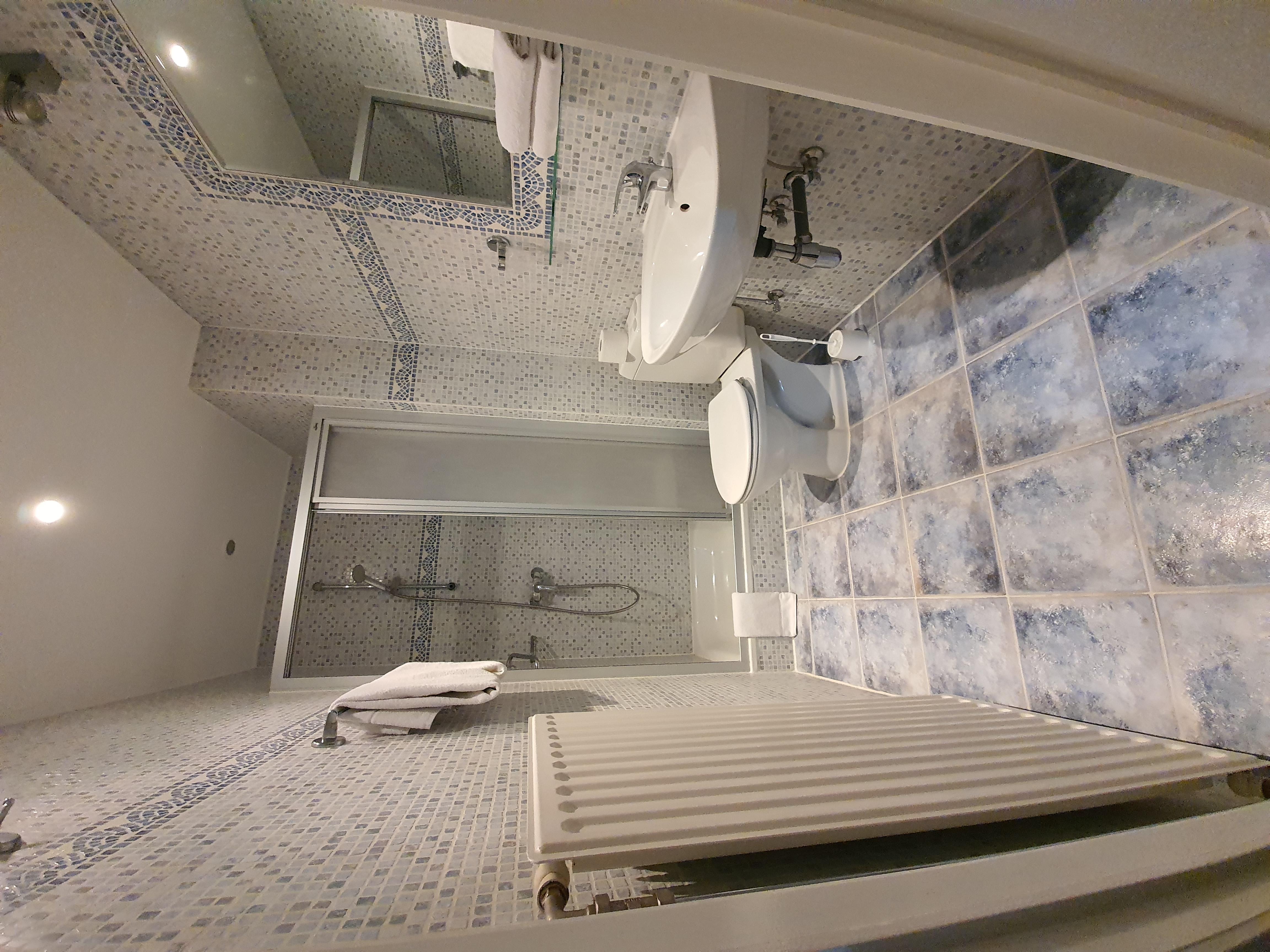 Hotel Midi-Zuid Saint-Gilles Ngoại thất bức ảnh
