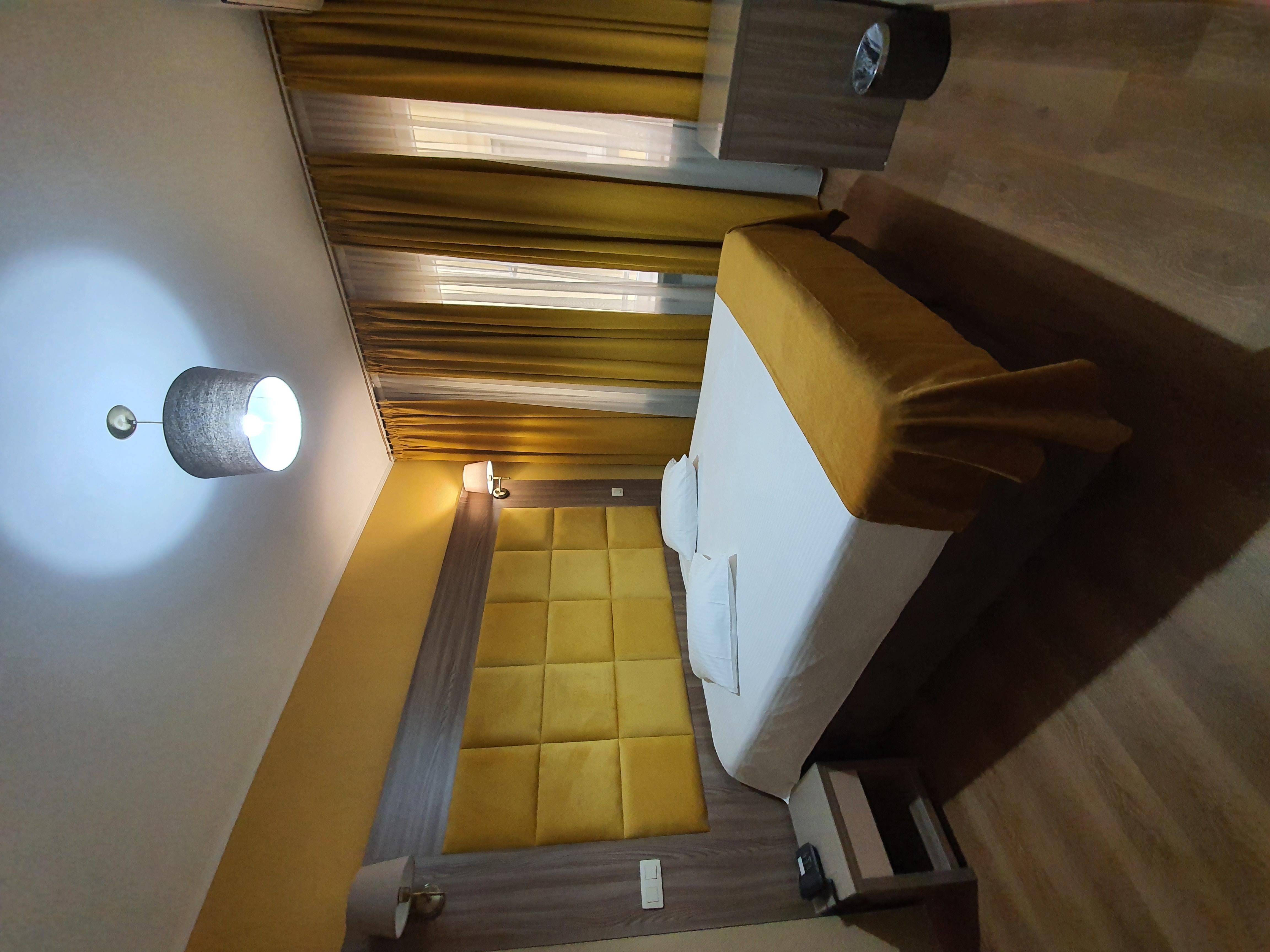 Hotel Midi-Zuid Saint-Gilles Ngoại thất bức ảnh