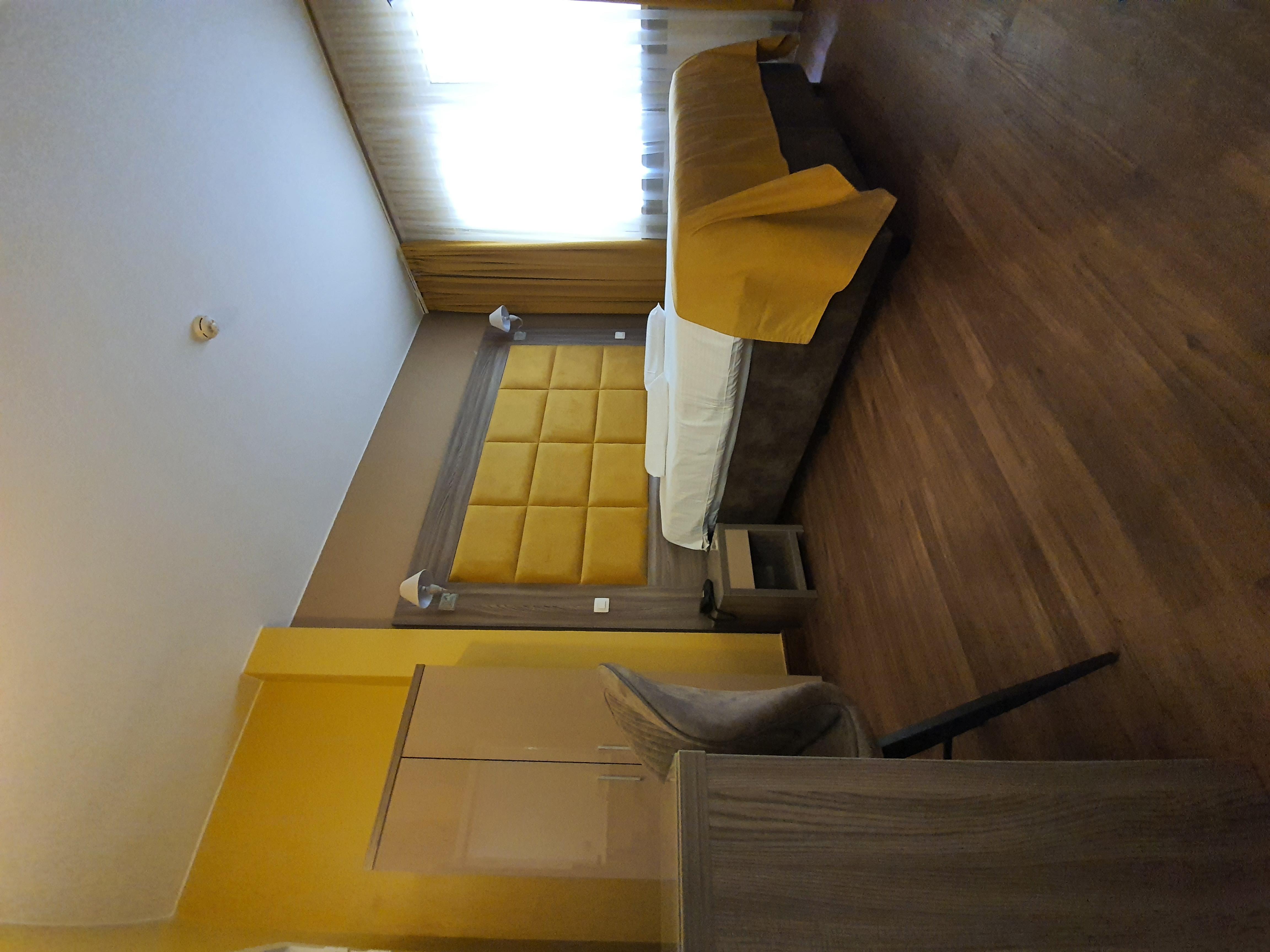 Hotel Midi-Zuid Saint-Gilles Ngoại thất bức ảnh