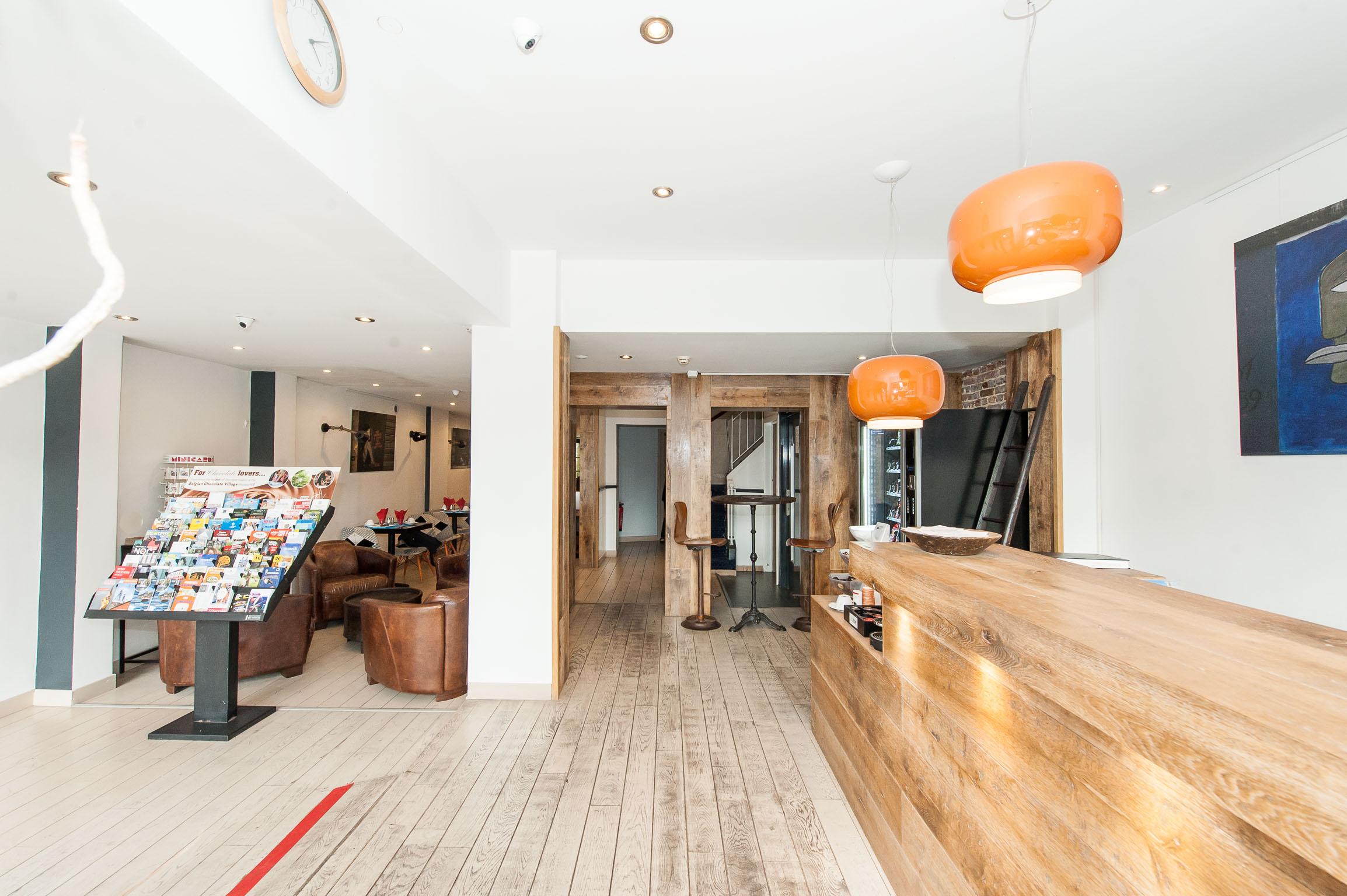 Hotel Midi-Zuid Saint-Gilles Ngoại thất bức ảnh