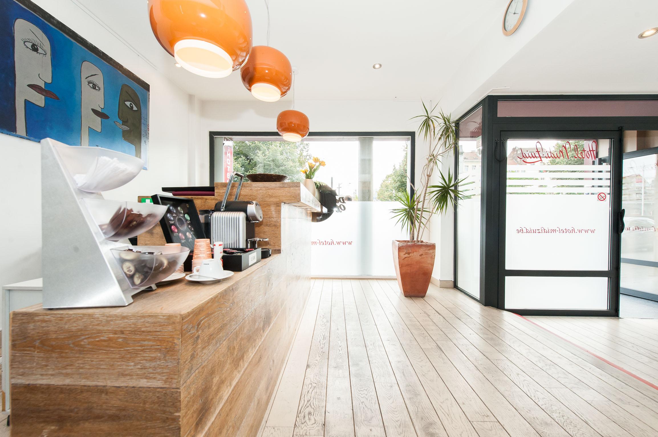 Hotel Midi-Zuid Saint-Gilles Ngoại thất bức ảnh